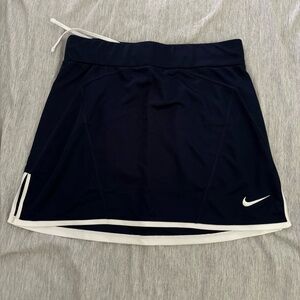 NWT Nike Womens Tennis Skirt Small